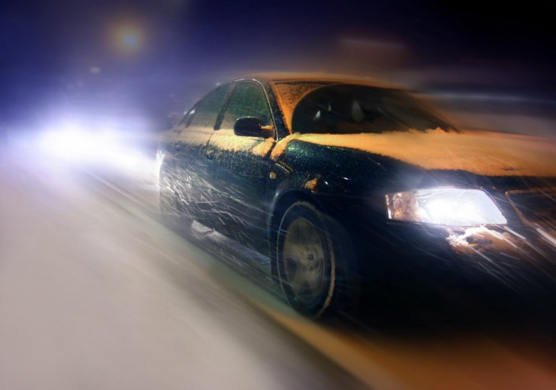 jazda nocą Fot. Fotolia