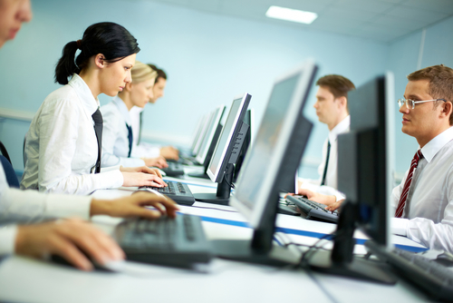 Zatrudnianie pracownika tymczasowego. / Fot. Fotolia